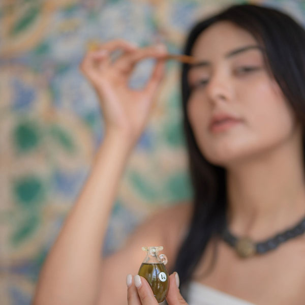 Henna Oil for Dry Hair & Scalp - gocyberbiz.com