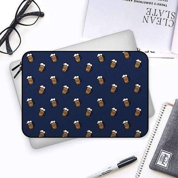 Seamless Beer Laptop Sleeve