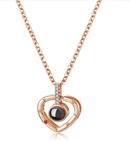 Love projection necklace - gocyberbiz.com
